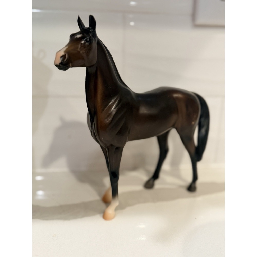 Vintage Breyer Bay Horse Model Figurine Stallion Brown White 8"x7" Collectibles